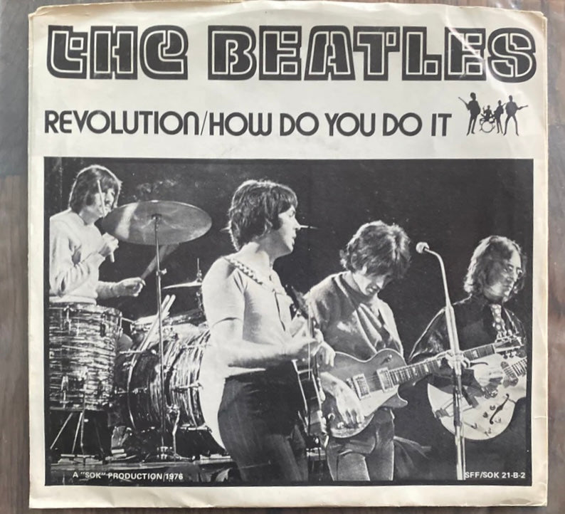 Beatles 45 RPM "Revolution/How Do You Do It" 1976 Yellow Vinyl ...